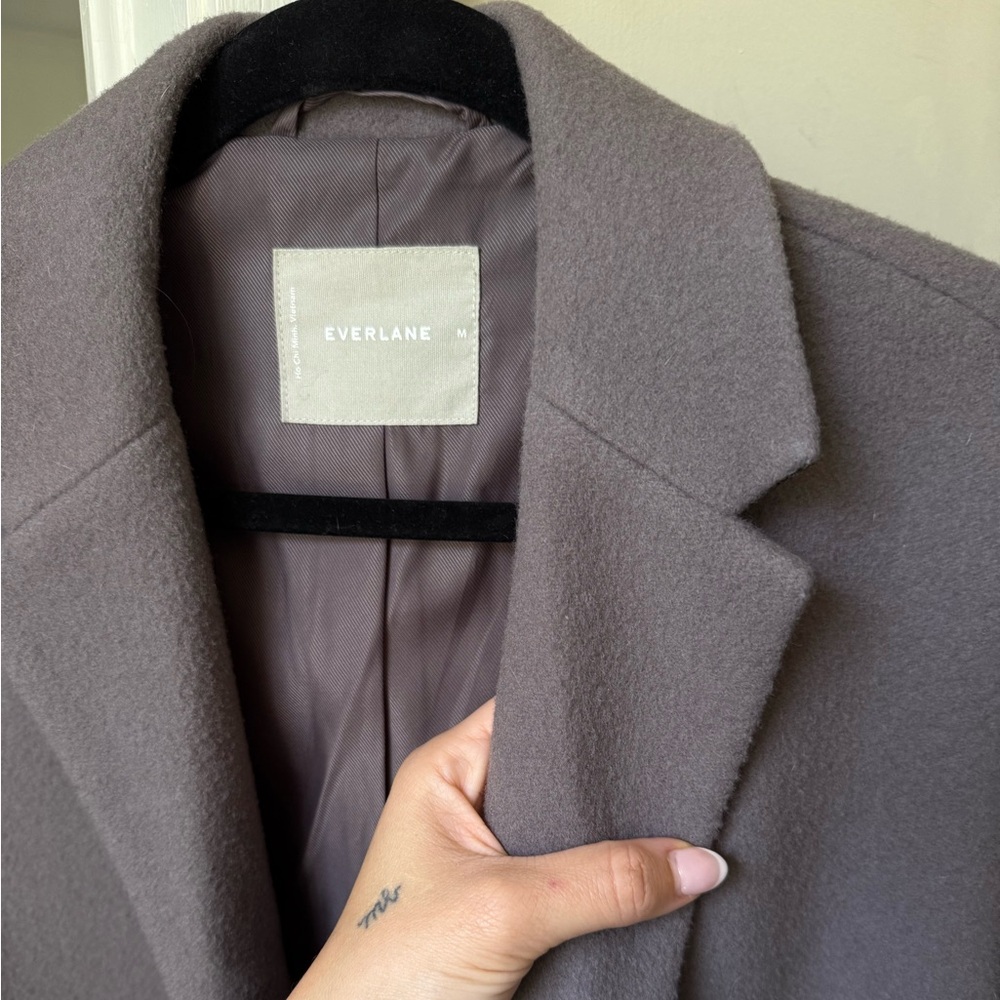 MUST GO - MOVING! Everlane the Italian Rewool Cocoon Coat - Picture 7 of 9